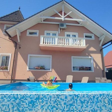 Apartament Greta Haz Balatonlelle Zewnętrze zdjęcie