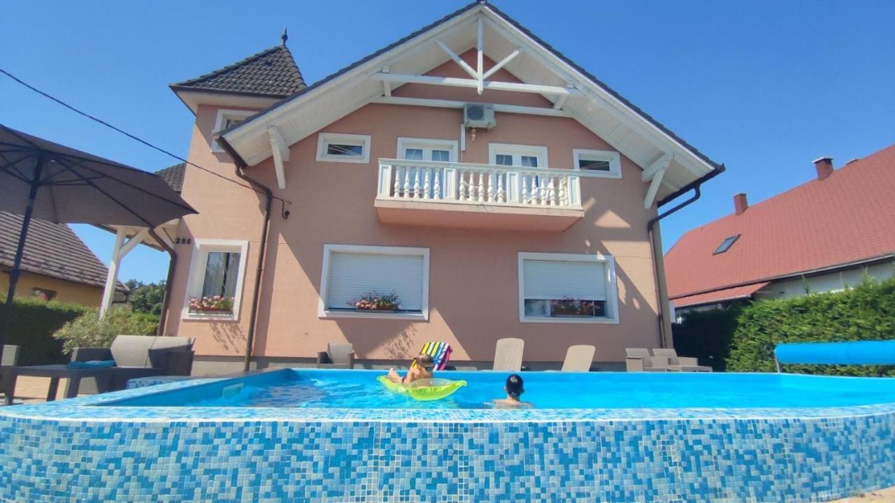 Apartament Greta Haz Balatonlelle Zewnętrze zdjęcie